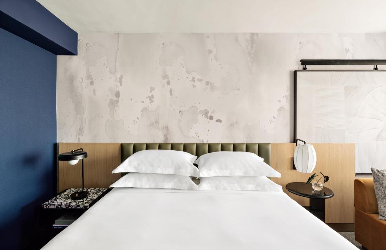Hilton Garden Times Square New York